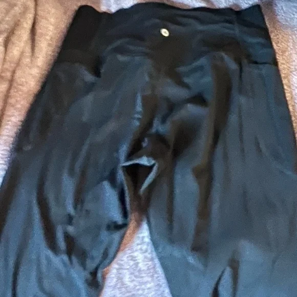 HALARA Black Leggings - Picture 2 of 3